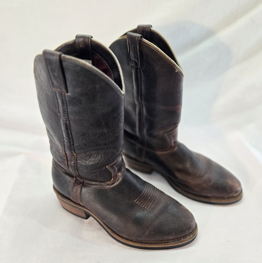 Chippewa Corbel Wellington Cowboy Boots 9.5D Brown Style 20012 Vibram Soles USA.